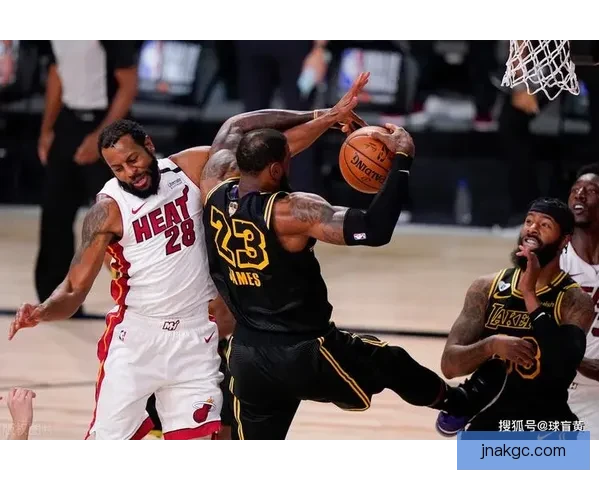 NBA总决赛湖人对阵热火最终比分几比几比赛走势与关键时刻回顾