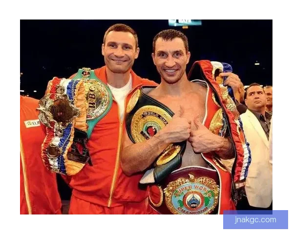 克里琴科对决约书亚世纪之战重塑重量级拳坛格局荣耀与时代交替