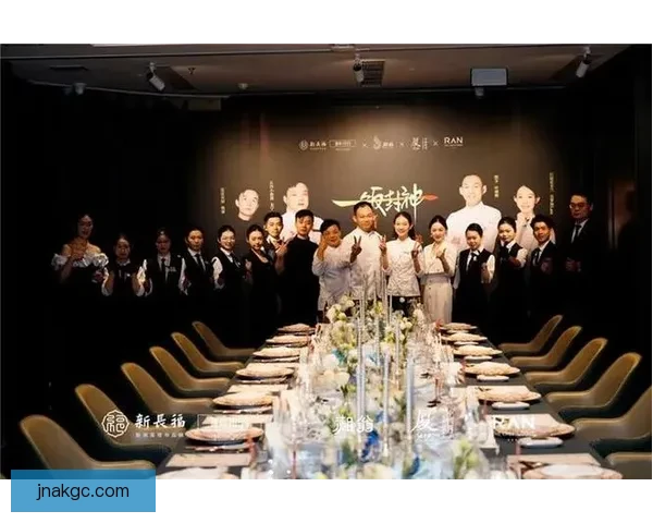 以菜良辰vs匠心争锋一场舌尖创意与风味的巅峰对决盛宴开启之夜